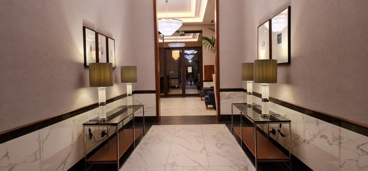 Porto Montenegro Luxurious Elena Tivat Luaran gambar