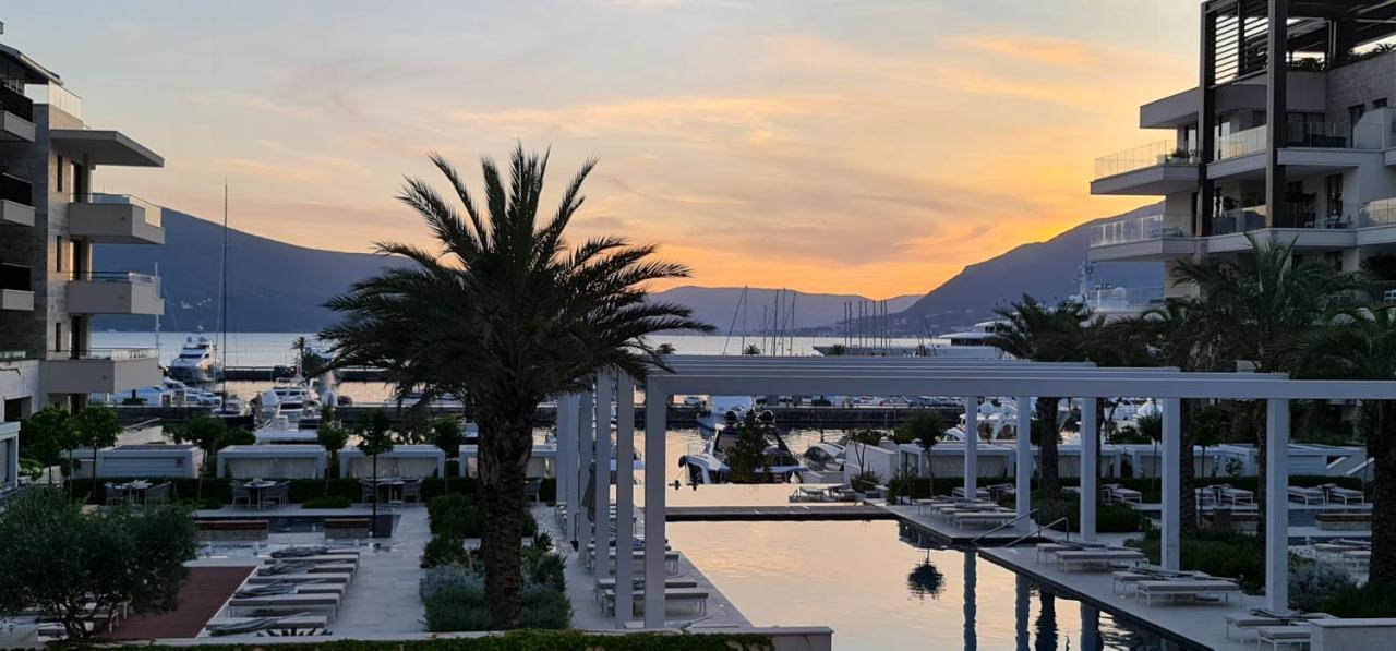 Porto Montenegro Luxurious Elena Tivat Luaran gambar