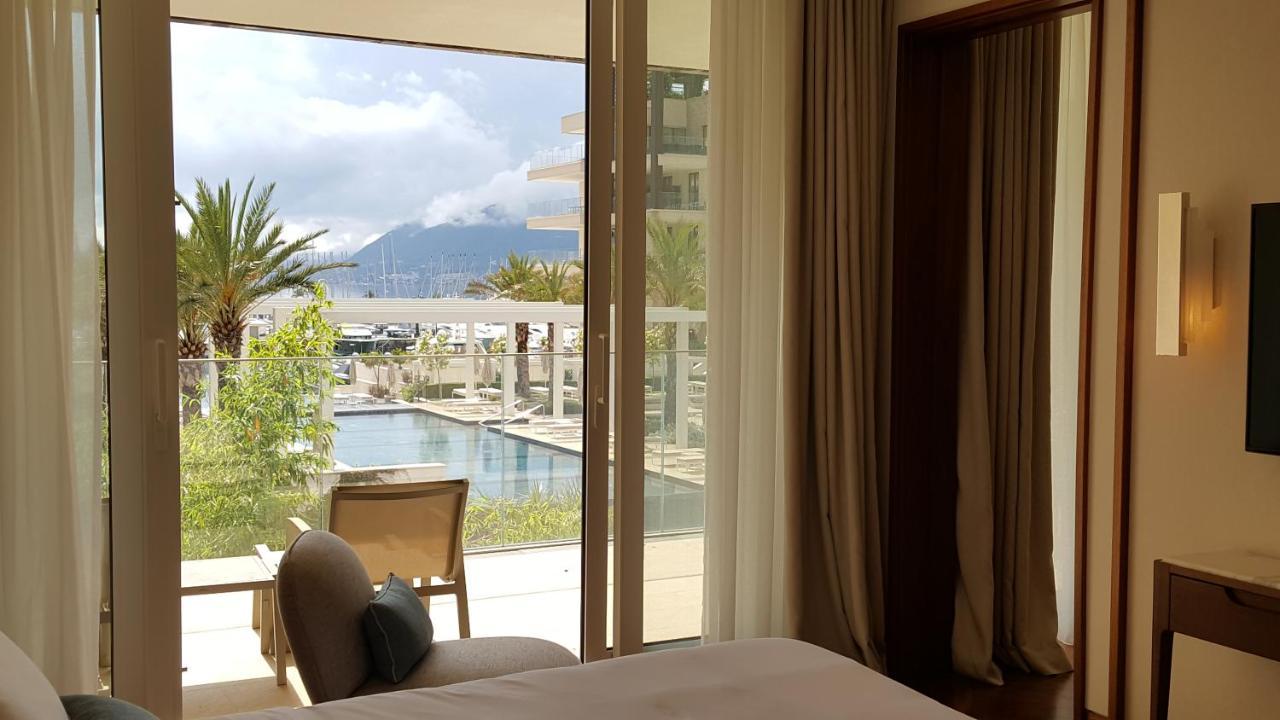 Porto Montenegro Luxurious Elena Tivat Luaran gambar